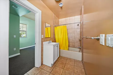 105 W I St, Tehachapi, CA 93561 photo 24