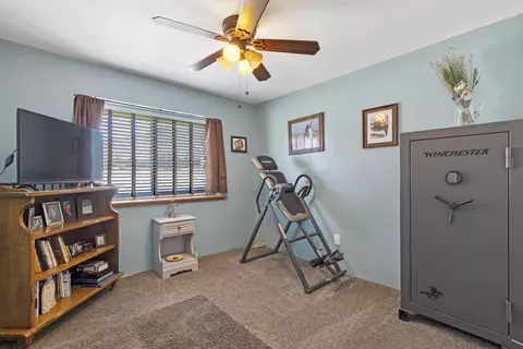 18181 Bowie St, Tehachapi, CA 93561 photo 25