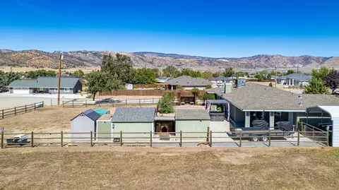 18181 Bowie St, Tehachapi, CA 93561 photo 47