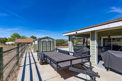 18181 Bowie St, Tehachapi, CA 93561 photo 29