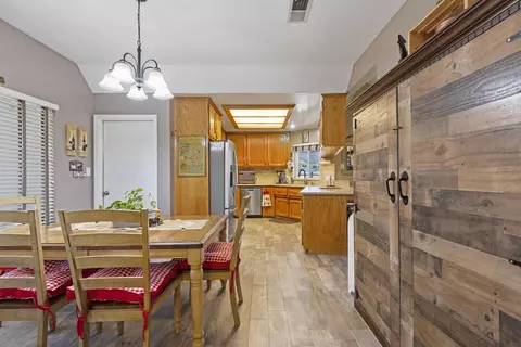 18181 Bowie St, Tehachapi, CA 93561 photo 13