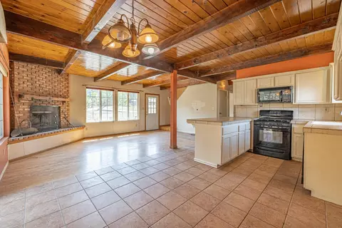 23001 Homestead Way, Tehachapi, CA 93561 photo 12