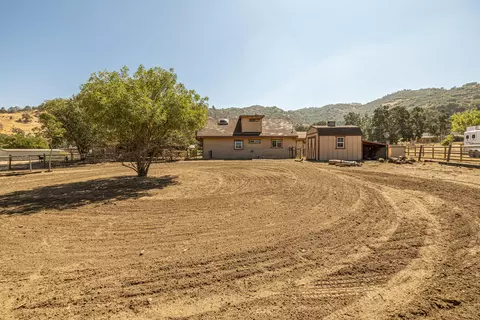 23001 Homestead Way, Tehachapi, CA 93561 photo 34