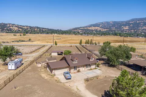 23001 Homestead Way, Tehachapi, CA 93561 photo 43