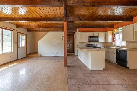 23001 Homestead Way, Tehachapi, CA 93561 photo 11