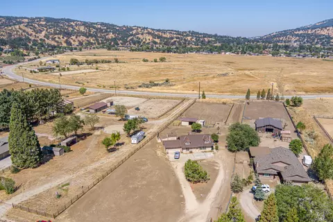 23001 Homestead Way, Tehachapi, CA 93561 photo 42