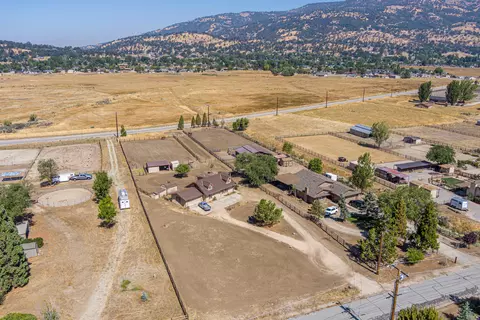 23001 Homestead Way, Tehachapi, CA 93561 photo 40