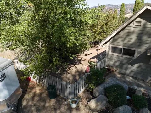25831 Skyline Dr, Tehachapi, CA 93561 photo 28