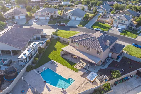 41734 Firenze St, Lancaster, CA 93536 photo 11