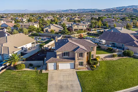 41734 Firenze St, Lancaster, CA 93536 photo 9