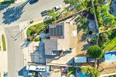 2709 Bel Cir, Simi Valley, CA 93063 photo 2