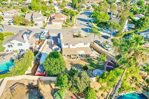 2709 Bel Cir, Simi Valley, CA 93063 photo 3