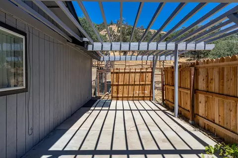24520 Hart Dr, Tehachapi, CA 93561 photo 32