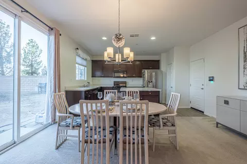 1254 Cambridge Ct, Lancaster, CA 93535 photo 13
