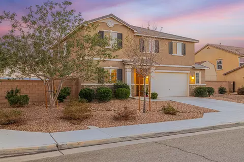 1254 Cambridge Ct, Lancaster, CA 93535 photo 4