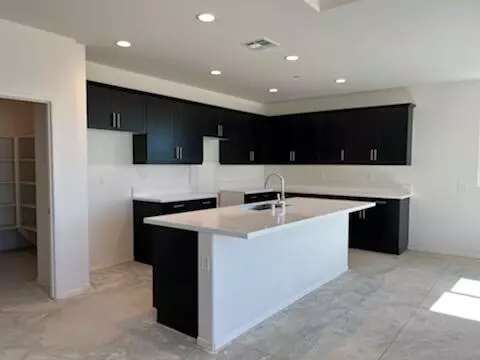 45313 Denmore Ave, Lancaster, CA 93535 photo 3