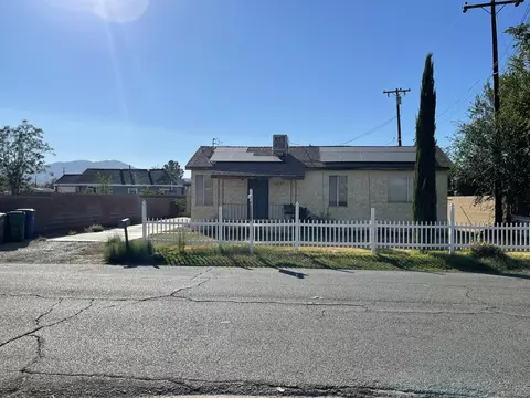 38625 12th St E, Palmdale, CA 93550 photo 1