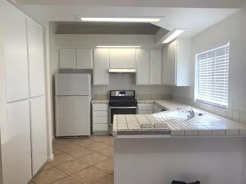 44173 Devol St E, Lancaster, CA 93535 photo 3