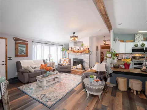 25404 Stable St, Tehachapi, CA 93561 photo 3