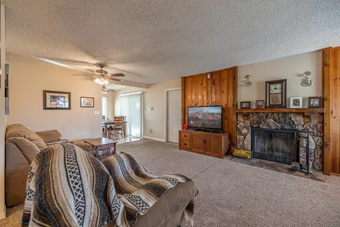 20430 Dawn Ave, Tehachapi, CA 93561 photo 6