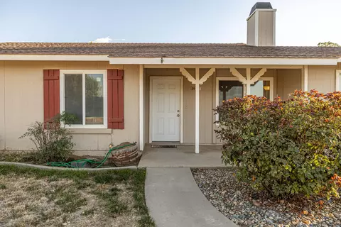 20430 Dawn Ave, Tehachapi, CA 93561 photo 4