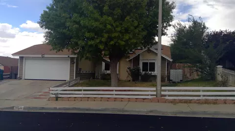 37444 E 17th St, Palmdale, CA 93550 photo 2
