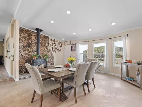830 Foreston Dr, Acton, CA 93510 photo 3