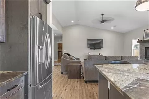 22306 Fontana St, Tehachapi, CA 93561 photo 12