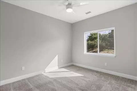 22306 Fontana St, Tehachapi, CA 93561 photo 13