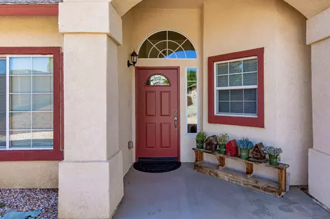 22809 Clover Springs Pl, Tehachapi, CA 93561 photo 2