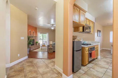 22809 Clover Springs Pl, Tehachapi, CA 93561 photo 5