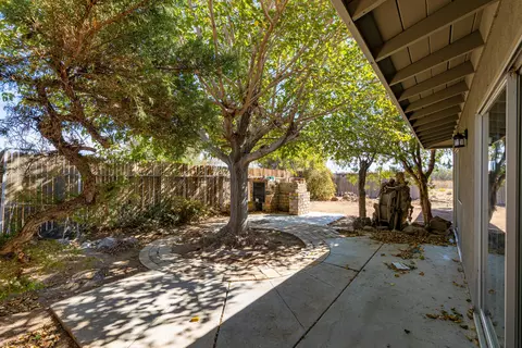 16500 Del Norte Dr, Mojave, CA 93501 photo 28