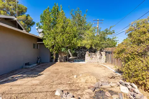 16500 Del Norte Dr, Mojave, CA 93501 photo 30