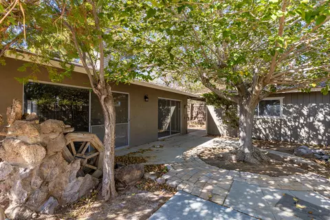 16500 Del Norte Dr, Mojave, CA 93501 photo 31