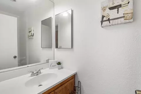 14329 Dover Dr, Mojave, CA 93501 photo 13