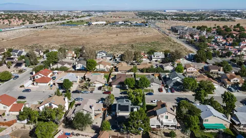 136 Horizon Rd, Palmdale, CA 93550 photo 40