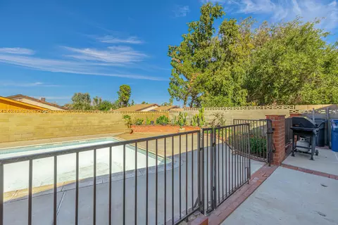1021 Morven St, Lancaster, CA 93535 photo 32
