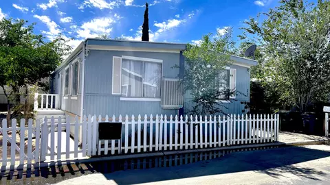 3255 R Ave E #190, Palmdale, CA 93550 photo 1