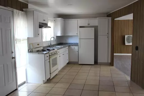 3255 R Ave E #190, Palmdale, CA 93550 photo 19