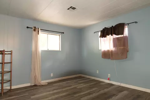 3255 R Ave E #190, Palmdale, CA 93550 photo 10