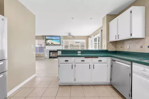 43318 Denmore Ave, Lancaster, CA 93535 photo 13