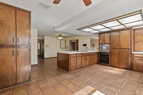 8051 Ave B-10 W, Lancaster, CA 93536 photo 14