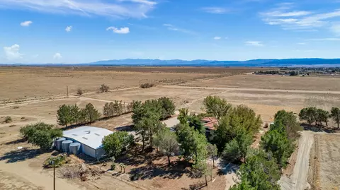 8051 Ave B-10 W, Lancaster, CA 93536 photo 44