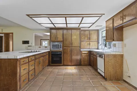 8051 Ave B-10 W, Lancaster, CA 93536 photo 13