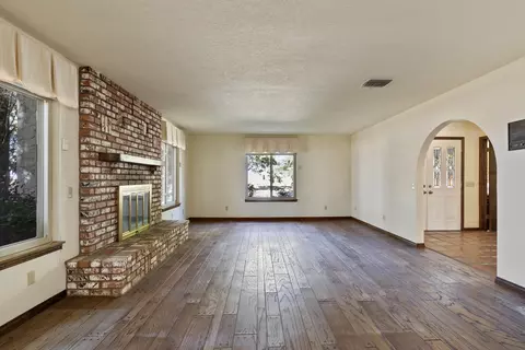 8051 Ave B-10 W, Lancaster, CA 93536 photo 18