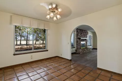 8051 Ave B-10 W, Lancaster, CA 93536 photo 16