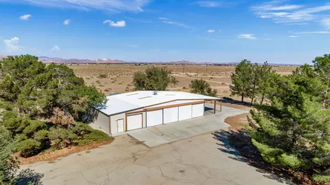 8051 Ave B-10 W, Lancaster, CA 93536 photo 42