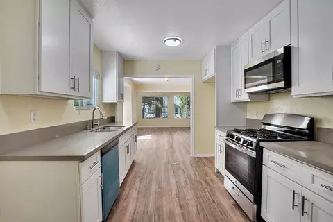 3050 Lime St, Riverside, CA 92501 photo 9