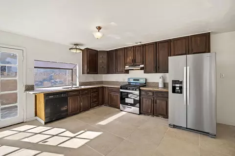 37230 E 51st St, Palmdale, CA 93552 photo 6