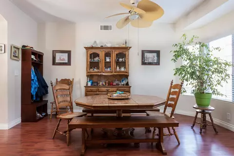 45214 Pickford Ave, Lancaster, CA 93534 photo 8